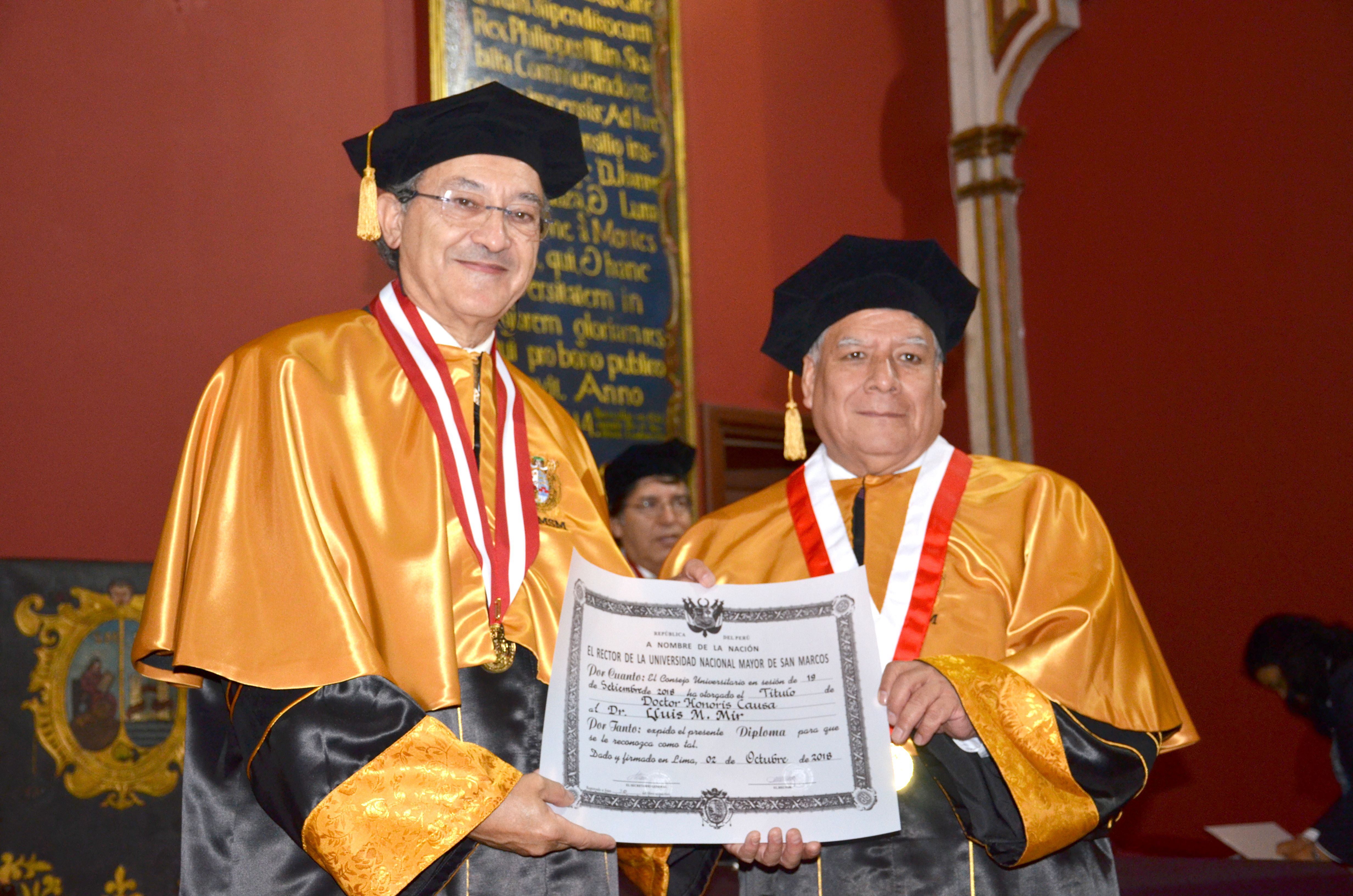 Certificado Marcos Título Universitario Diploma de Graduación